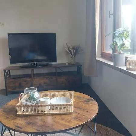 Bungalow Mit Schlossblick Apartment *